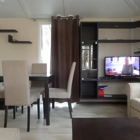 Boost Locamobil Village Vacances 4* لا بالمير